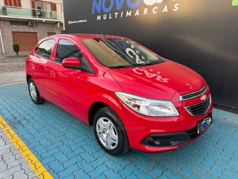 ONIX 1.0 MPFI LT 8V FLEX 4P MANUAL - 2013 - ESTâNCIA VELHA