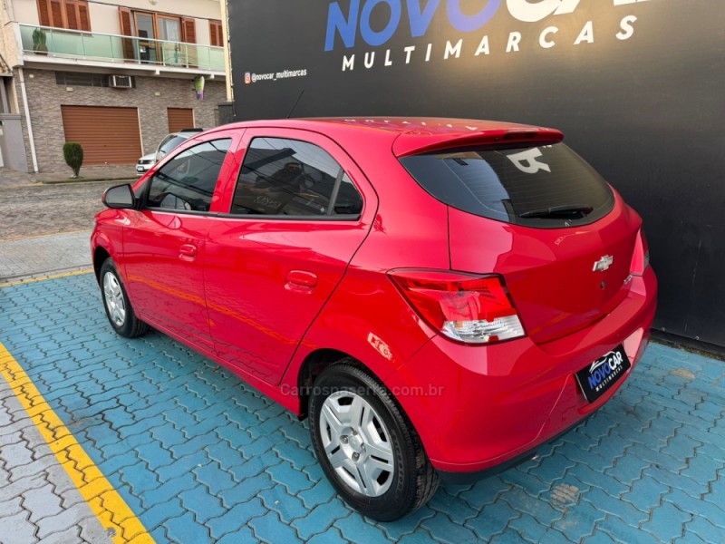 ONIX 1.0 MPFI LT 8V FLEX 4P MANUAL - 2013 - ESTâNCIA VELHA