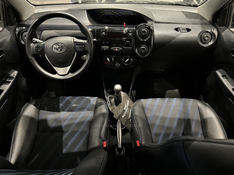 ETIOS 1.5 XS SEDAN 16V FLEX 4P MANUAL - 2015 - CAXIAS DO SUL