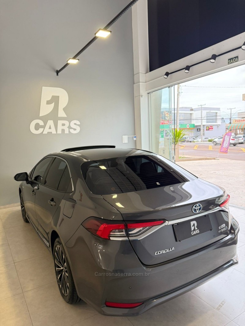 COROLLA 1.8 ALTIS PREMIUM 16V HÍBRIDO 4P AUTOMÁTICO - 2024 - LAJEADO