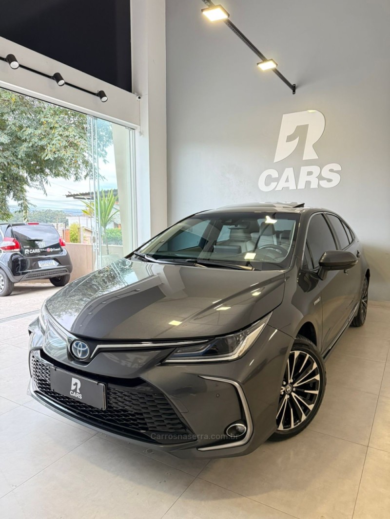 COROLLA 1.8 ALTIS PREMIUM 16V HÍBRIDO 4P AUTOMÁTICO