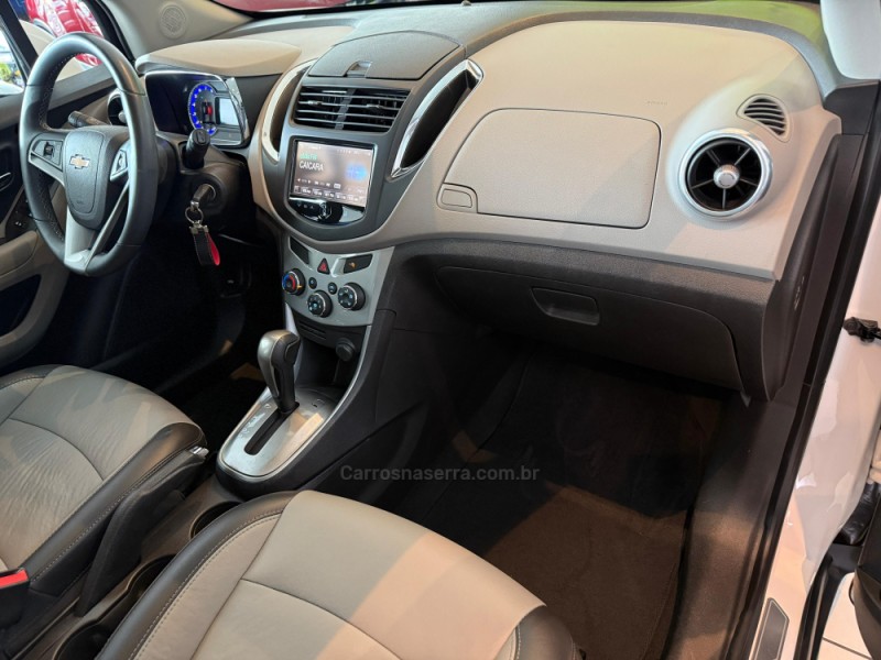 TRACKER 1.8 MPFI LTZ 4X2 16V FLEX 4P AUTOMÁTICO - 2015 - SãO LEOPOLDO