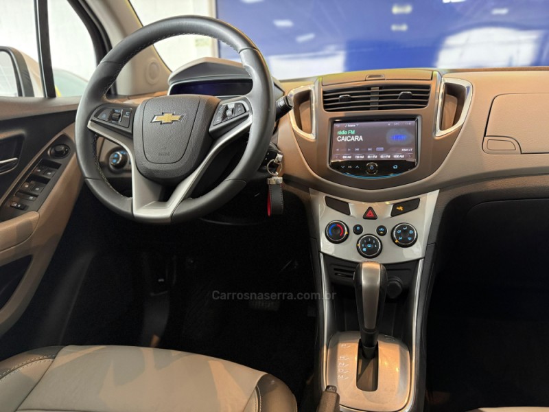 TRACKER 1.8 MPFI LTZ 4X2 16V FLEX 4P AUTOMÁTICO - 2015 - SãO LEOPOLDO