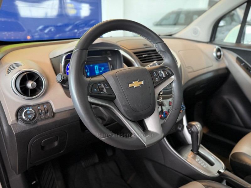 TRACKER 1.8 MPFI LTZ 4X2 16V FLEX 4P AUTOMÁTICO - 2015 - SãO LEOPOLDO
