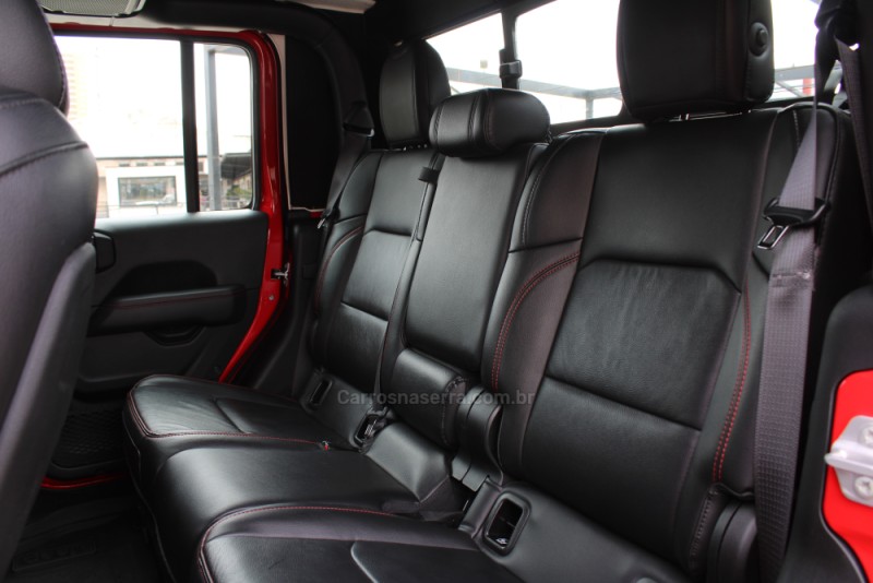 GLADIATOR 3.6 RUBICON V6 4X4 4P GASOLINA AUTOMÁTICO - 2022 - CAXIAS DO SUL
