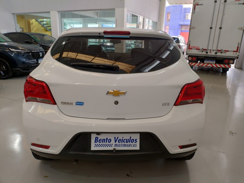 ONIX 1.4 MPFI LTZ 8V FLEX 4P AUTOMÁTICO - 2018 - BENTO GONçALVES