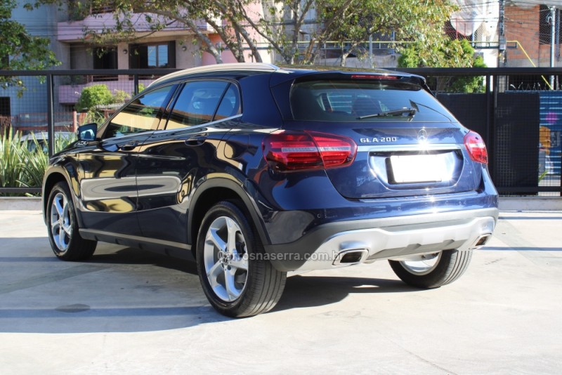 GLA 200 1.6 CGI ADVANCE 16V TURBO GASOLINA 4P AUTOMÁTICO - 2018 - CAXIAS DO SUL