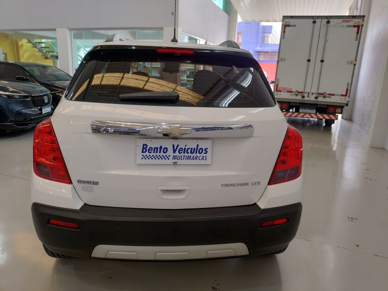TRACKER 1.8 MPFI LTZ 4X2 16V FLEX 4P AUTOMÁTICO - 2015 - BENTO GONçALVES