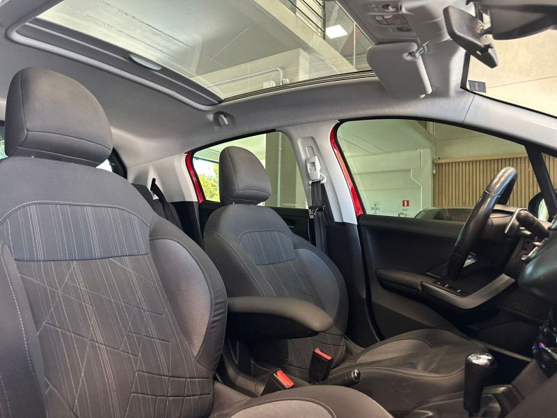 208 1.6 GRIFFE 16V FLEX 4P AUTOMÁTICO - 2016 - ESTâNCIA VELHA