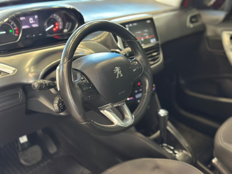 208 1.6 GRIFFE 16V FLEX 4P AUTOMÁTICO - 2016 - ESTâNCIA VELHA
