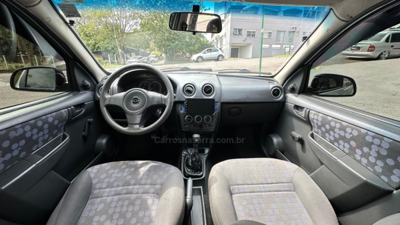 PRISMA 1.0 MPFI VHCE 8V FLEX 4P MANUAL - 2010 - NOVO HAMBURGO