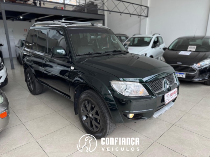 PAJERO TR4 2.0 4X4 16V 140CV FLEX 4P AUTOMÁTICO - 2013 - BENTO GONçALVES