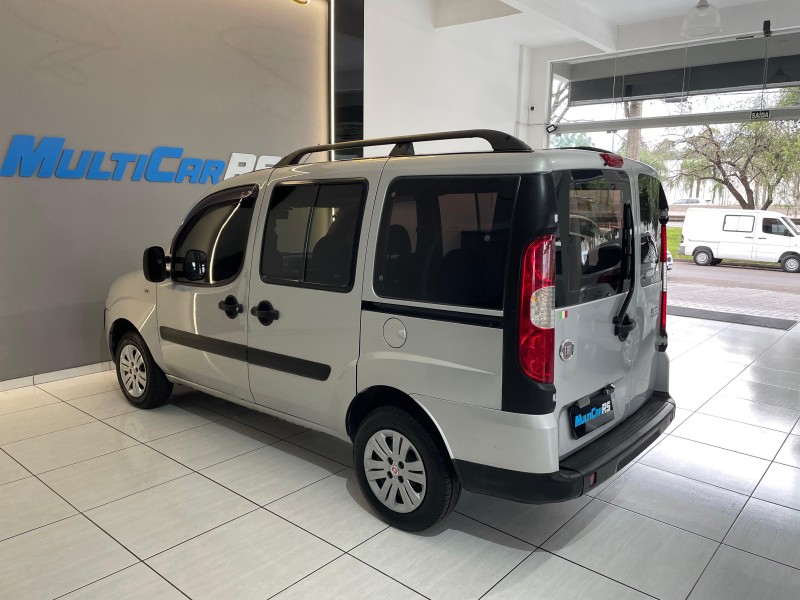 DOBLÓ 1.4 MPI ATTRACTIVE 8V FLEX 4P MANUAL 7 LUGARES - 2012 - ESTâNCIA VELHA