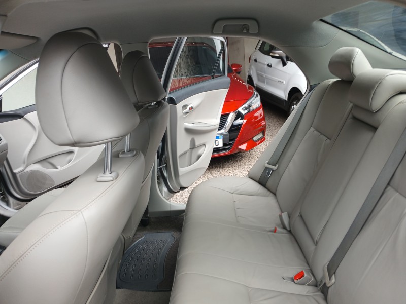 COROLLA 2.0 XEI 16V FLEX 4P AUTOMÁTICO - 2014 - CAXIAS DO SUL