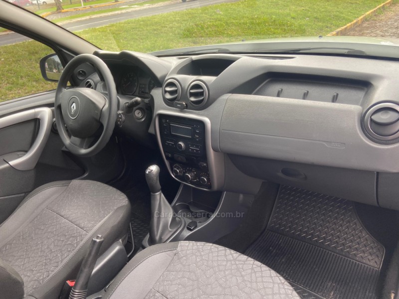 DUSTER 1.6 OUTDOOR 4X2 16V FLEX 4P MANUAL - 2015 - DOIS IRMãOS