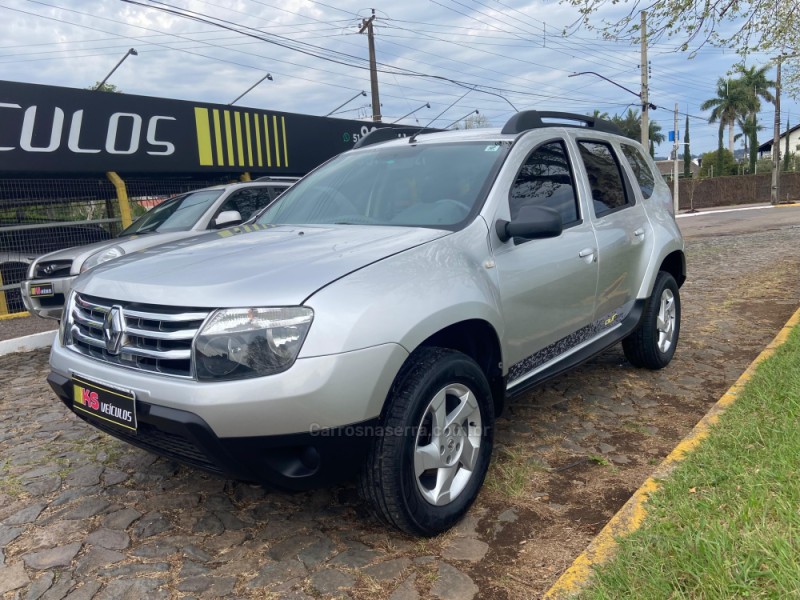 DUSTER 1.6 OUTDOOR 4X2 16V FLEX 4P MANUAL - 2015 - DOIS IRMãOS