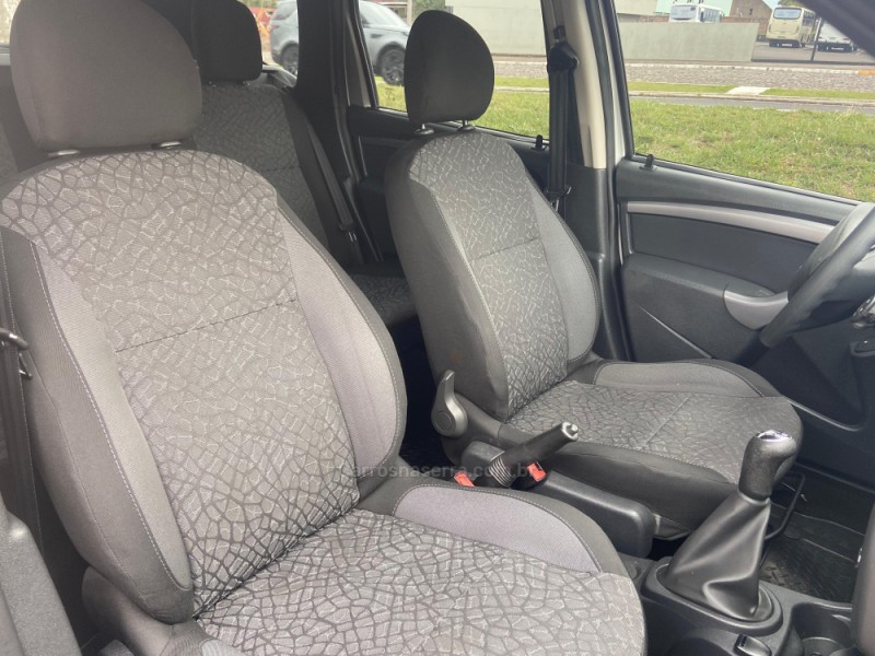 DUSTER 1.6 OUTDOOR 4X2 16V FLEX 4P MANUAL - 2015 - DOIS IRMãOS