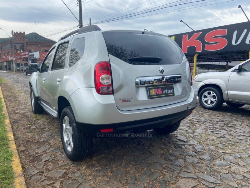 DUSTER 1.6 OUTDOOR 4X2 16V FLEX 4P MANUAL - 2015 - DOIS IRMãOS