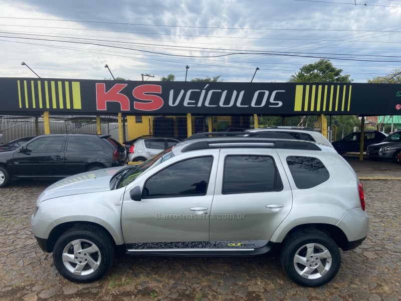 DUSTER 1.6 OUTDOOR 4X2 16V FLEX 4P MANUAL - 2015 - DOIS IRMãOS