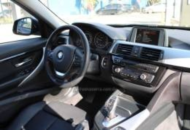320I 2.0 16V TURBO ACTIVE FLEX 4P AUTOMÁTICO - 2016 - CAXIAS DO SUL
