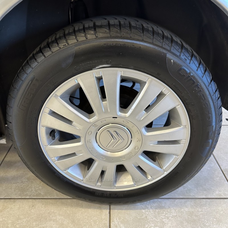 C3 1.4 I GLX 8V FLEX 4P MANUAL - 2011 - FARROUPILHA