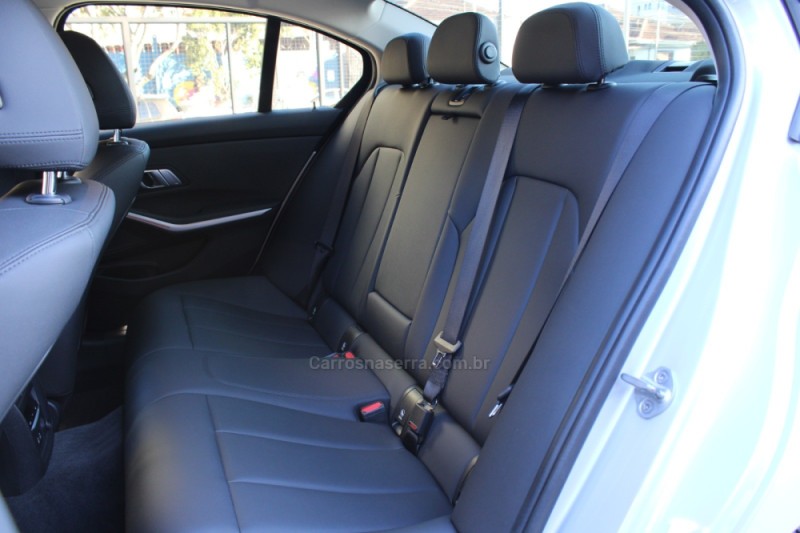 320I 2.0 GP 16V TURBO ACTIVE FLEX 4P AUTOMÁTICO - 2021 - CAXIAS DO SUL