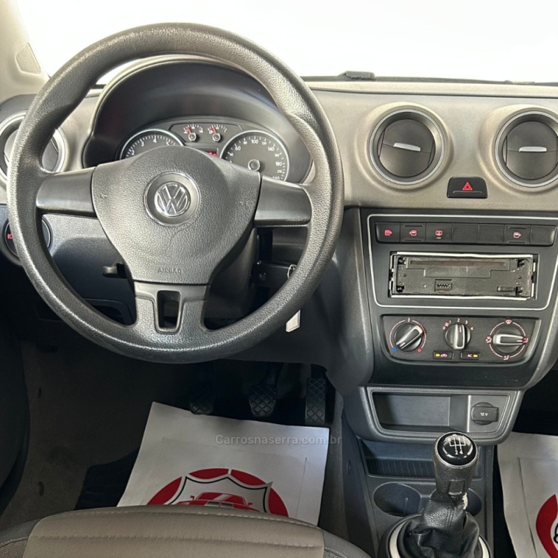 VOYAGE 1.6 MI COMFORTLINE 8V FLEX 4P MANUAL - 2013 - VACARIA