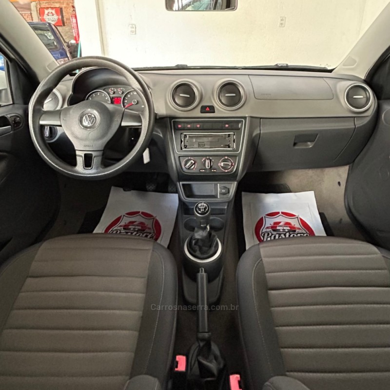 VOYAGE 1.6 MI COMFORTLINE 8V FLEX 4P MANUAL - 2013 - VACARIA