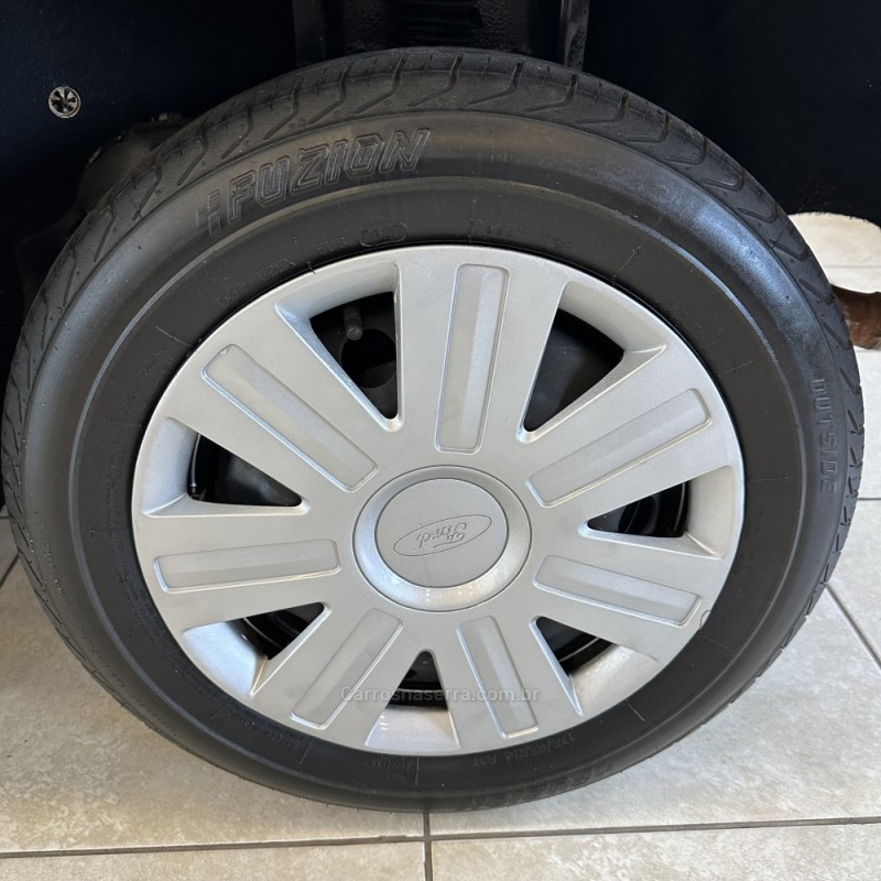 FOCUS 1.6 GL 8V FLEX 4P MANUAL - 2008 - FARROUPILHA