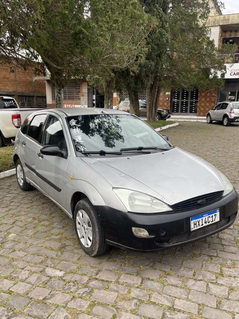 FOCUS 1.8 16V GASOLINA 4P MANUAL - 2003 - CAXIAS DO SUL