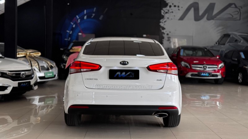 CERATO 1.6 SX 16V FLEX 4P AUTOMÁTICO - 2017 - ESTâNCIA VELHA