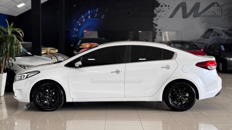 CERATO 1.6 SX 16V FLEX 4P AUTOMÁTICO - 2017 - ESTâNCIA VELHA