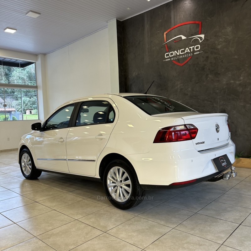 VOYAGE 1.6 MSI TOTALFLEX HIGHLINE 4P MANUAL - 2015 - FARROUPILHA