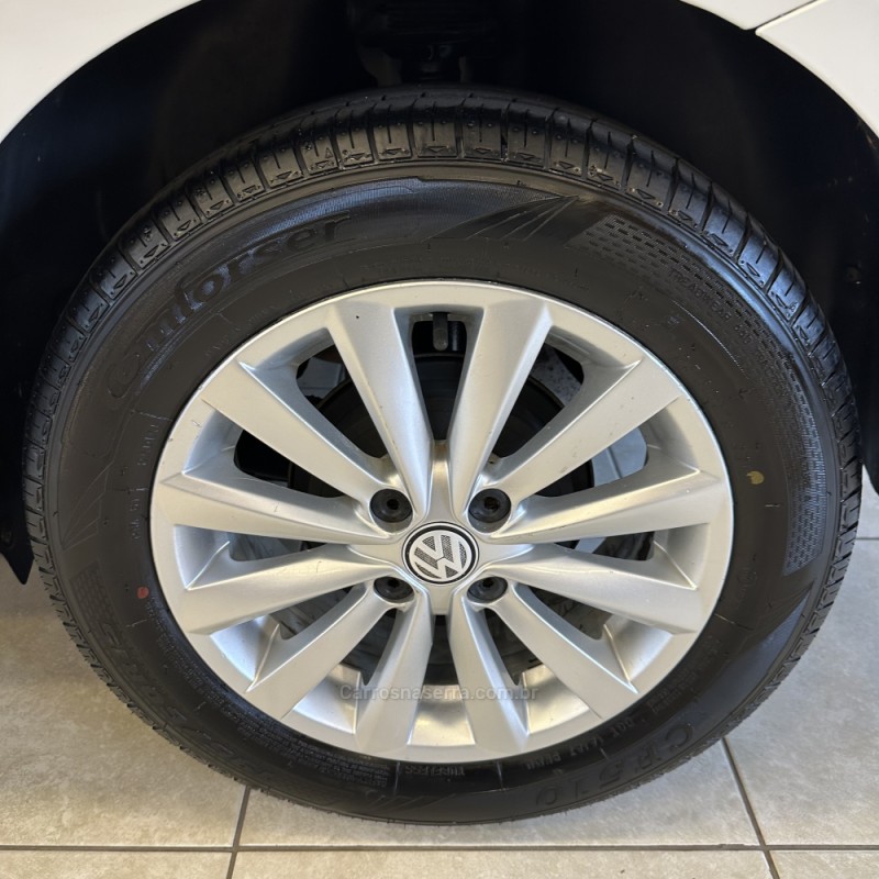 VOYAGE 1.6 MSI TOTALFLEX HIGHLINE 4P MANUAL - 2015 - FARROUPILHA