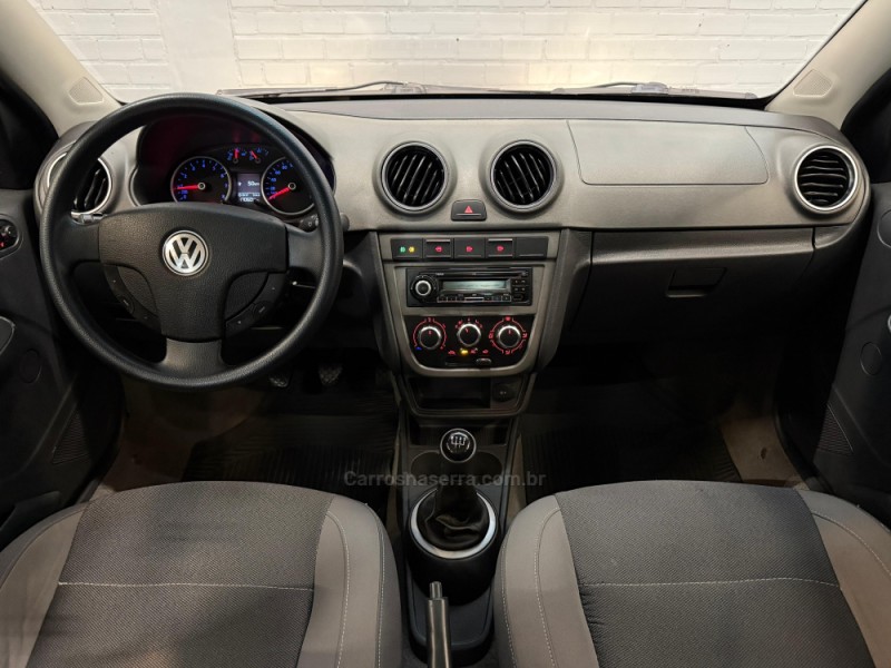 VOYAGE 1.6 MI COMFORTLINE 8V FLEX 4P MANUAL - 2009 - CAXIAS DO SUL