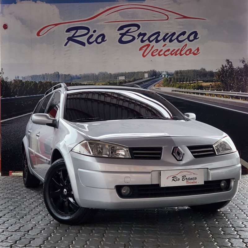 MÉGANE 1.6 DYNAMIQUE GRAND TOUR 16V FLEX 4P MANUAL - 2011 - CAXIAS DO SUL