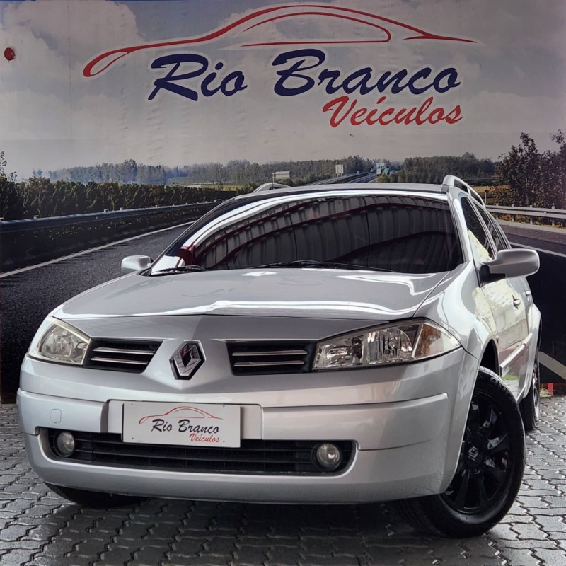 megane 1.6 dynamique grand tour 16v flex 4p manual 2011 caxias do sul