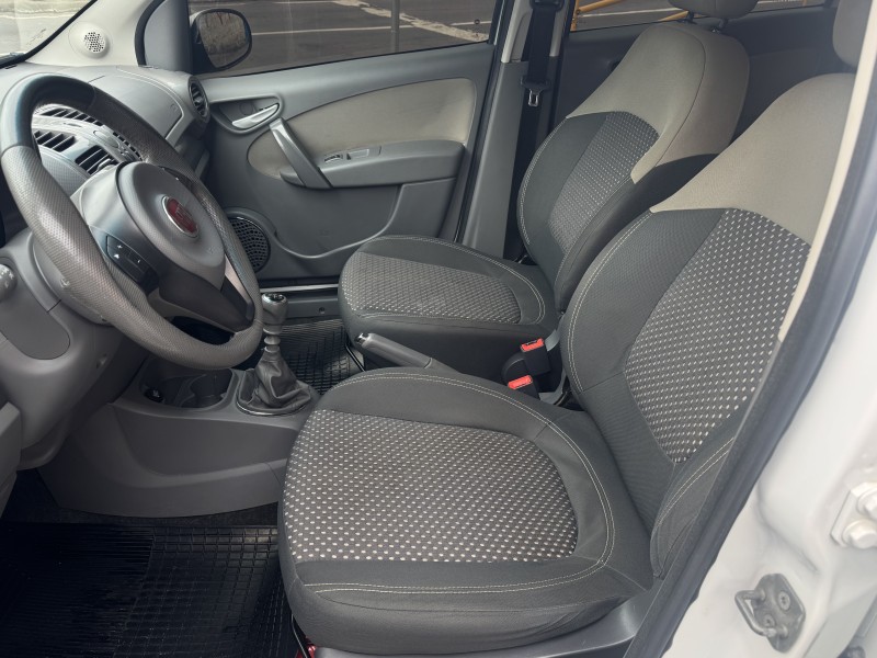 GRAND SIENA 1.6 MPI ESSENCE 16V FLEX 4P MANUAL - 2014 - CAXIAS DO SUL