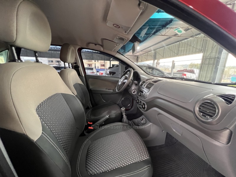 SIENA 1.6 MPI ESSENCE 16V FLEX 4P MANUAL - 2015 - BOM PRINCíPIO