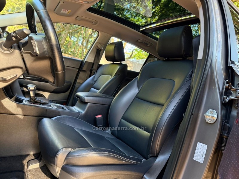 SPORTAGE 2.0 EX2 4X2 16V FLEX 4P AUTOMÁTICO - 2017 - DOIS IRMãOS