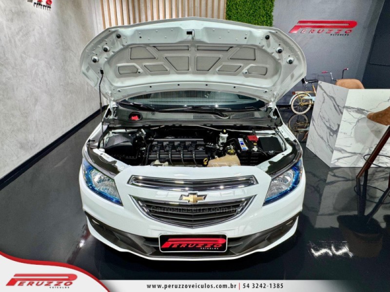 ONIX 1.4 MPFI LTZ 8V FLEX 4P MANUAL - 2015 - NOVA PRATA
