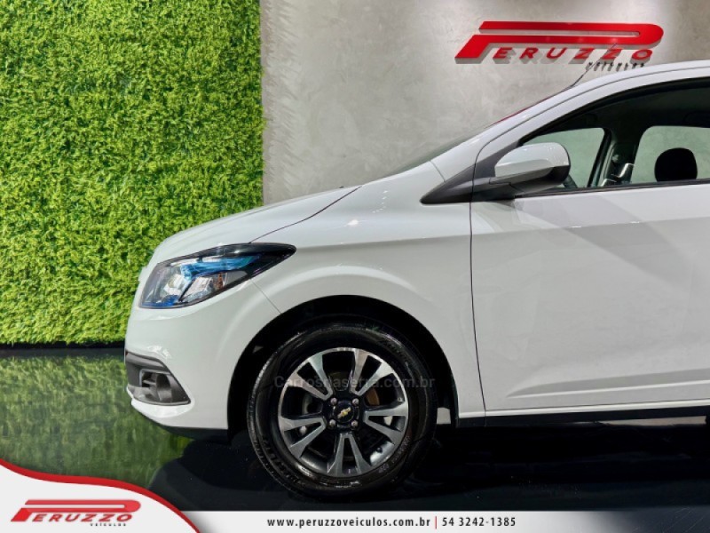 ONIX 1.4 MPFI LTZ 8V FLEX 4P MANUAL - 2015 - NOVA PRATA