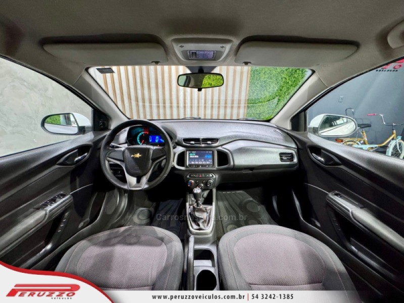ONIX 1.4 MPFI LTZ 8V FLEX 4P MANUAL - 2015 - NOVA PRATA