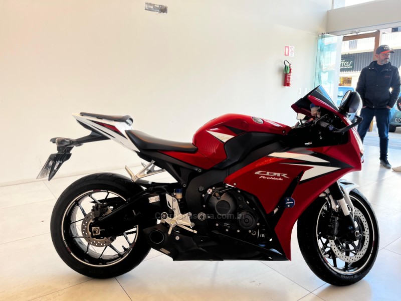 CBR 1000RR FIREBLADE - 2012 - CANELA
