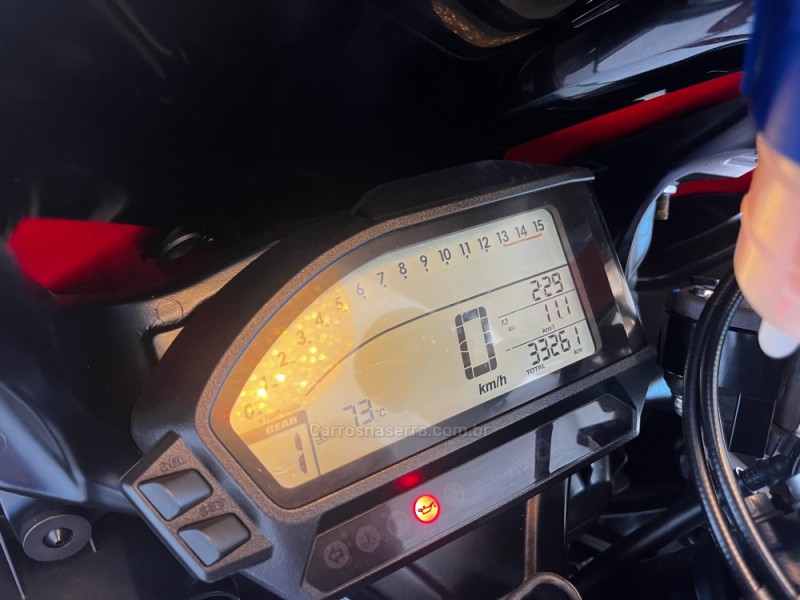 CBR 1000RR FIREBLADE - 2012 - CANELA