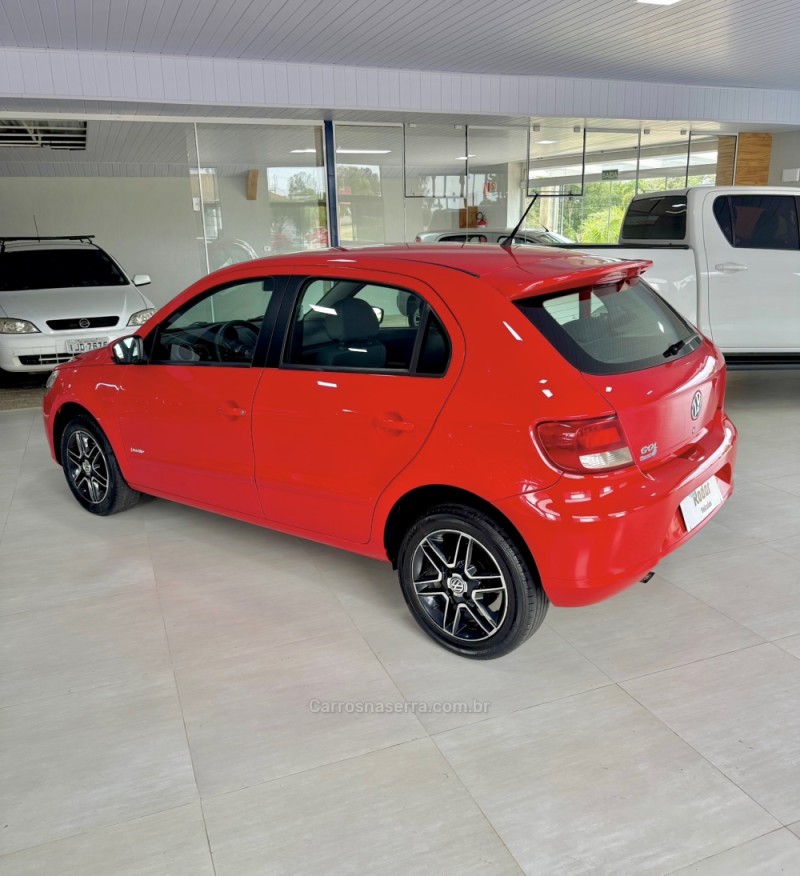GOL 1.0 MI TREND 8V GASOLINA 4P MANUAL G.III - 2013 - VILA FLORES