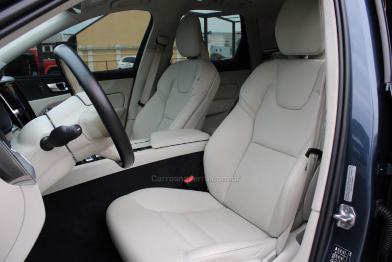 XC60 T8 EXPRESS HÍBRIDO INSCRIPT GASOLINA 4P AUTOMÁTICO - 2022 - CAXIAS DO SUL