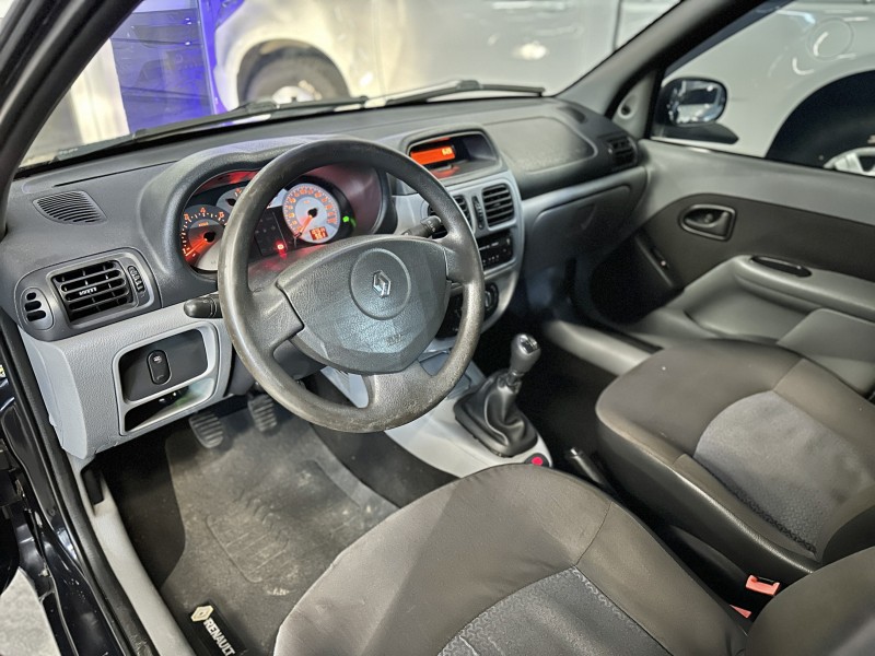 CLIO 1.0 EXPRESSION 16V HI-FLEX 4P MANUAL - 2006 - CAXIAS DO SUL