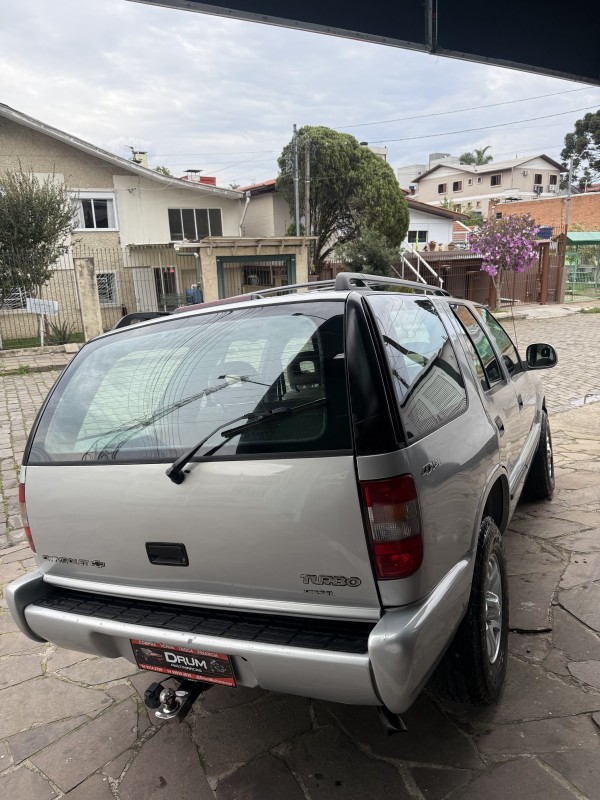 BLAZER 2.5 DLX 4X4 8V TURBO DIESEL 4P MANUAL - 1999 - CAXIAS DO SUL