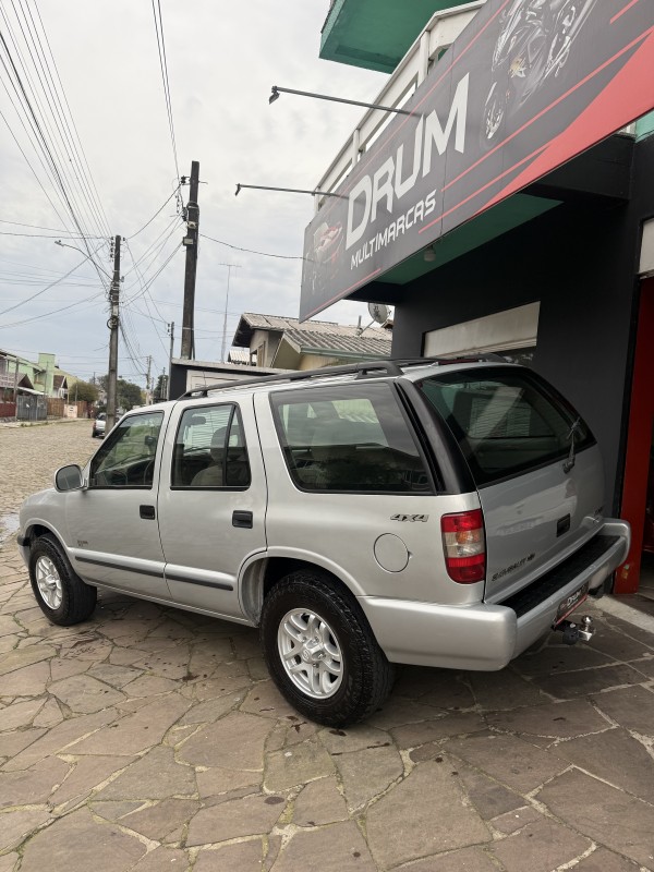 BLAZER 2.5 DLX 4X4 8V TURBO DIESEL 4P MANUAL - 1999 - CAXIAS DO SUL